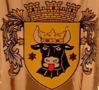 Lübzer Wappen auf einem Souvenirglas